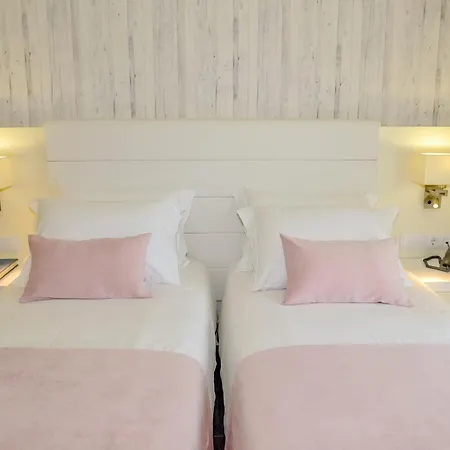 Alojamento de Acomodação e Pequeno-almoço Villamar Style Maison