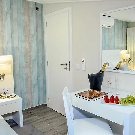 Villamar Style Maison Bed & Breakfast Nazaré